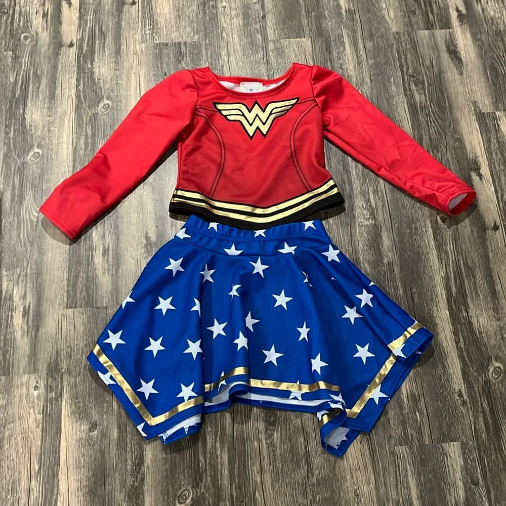 Wonder Woman costume girls size medium